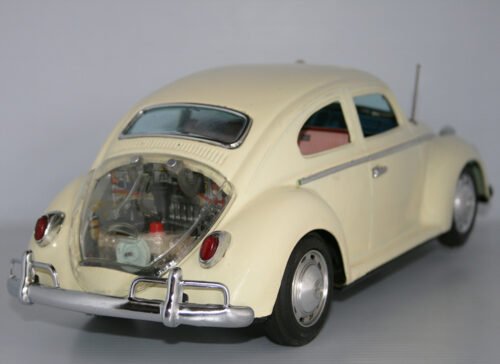 Bandai Japan 60’s Volkswagen Beetle Kingsize Battery Operated 15 inches (38 cm) original tin toy car. - Image 5