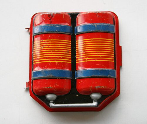 Taiyo Japan 60’s Blink A Gear Robot Battery Cover original tin toy part robot - Image 3