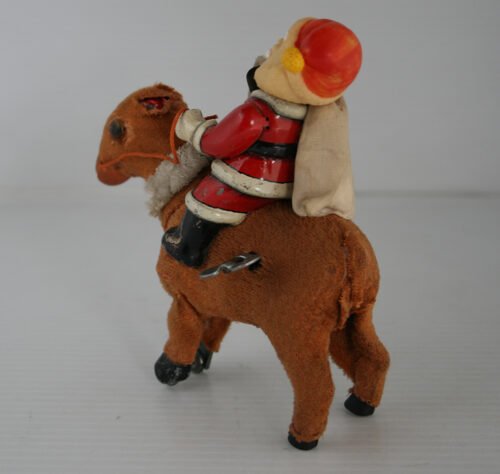 Frankonia Japan 50’s Santa on Reindeer Wind Up 5 inches (13 cm) original tin toy - Image 5