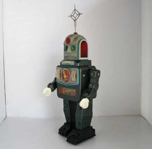 Bandai Alps 50’s Moon Explorer Robot Battery Operated 14 inches (35.5 cm) original tin toy space robot - Image 3