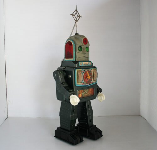 Bandai Alps 50’s Moon Explorer Robot Battery Operated 14 inches (35.5 cm) original tin toy space robot - Image 4